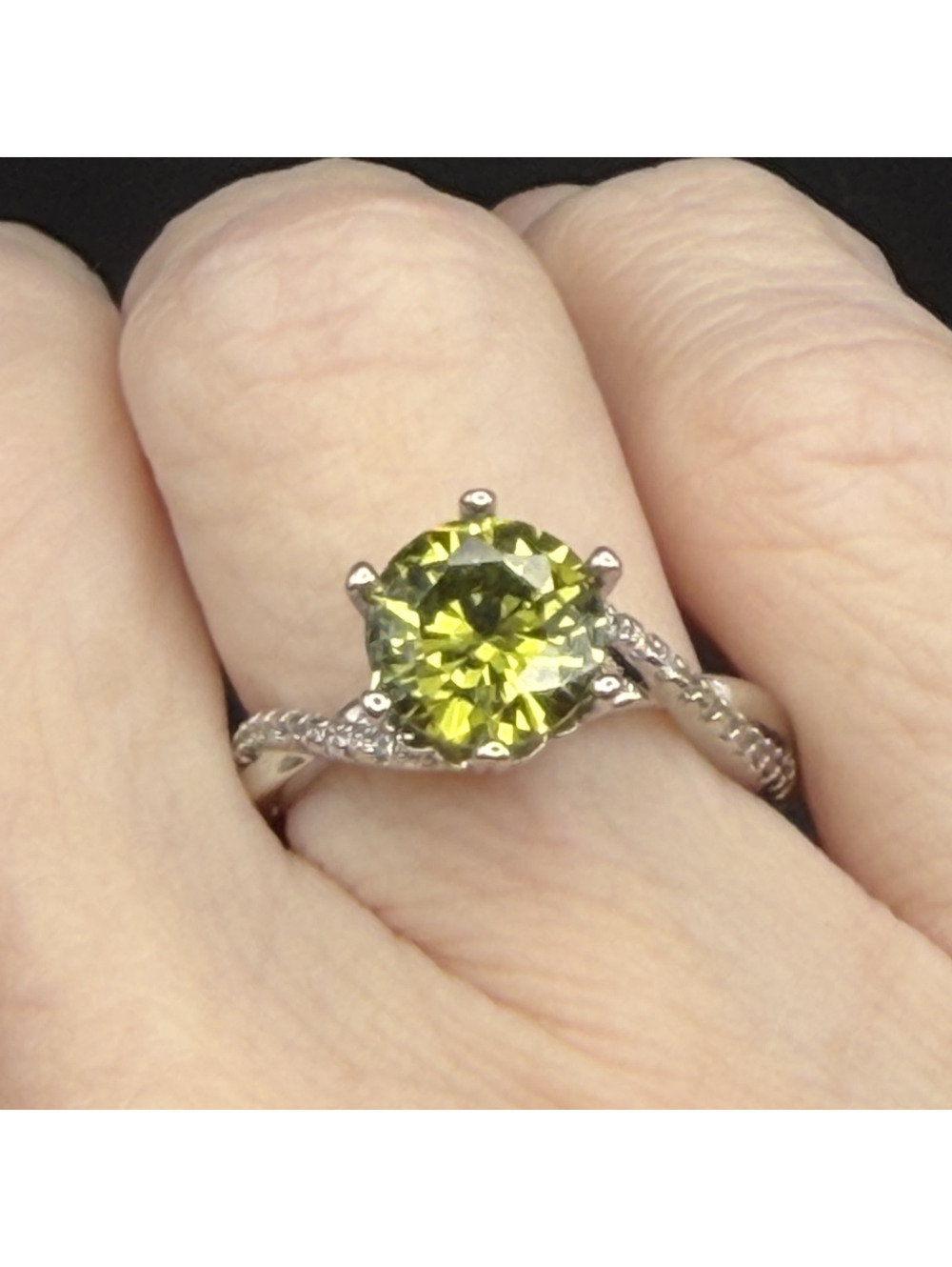 candy+clover Peridot Green Round Crystal Silver Tone Adjustable Ring